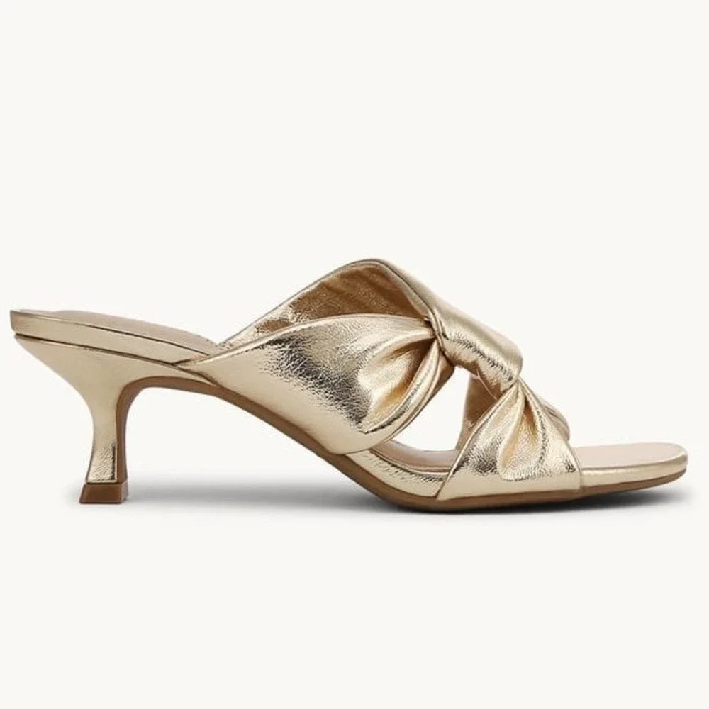 LifeStride Nori Platino Metallic Gold Kitten Heel Dress Sandal Womens Sz 6W Wide